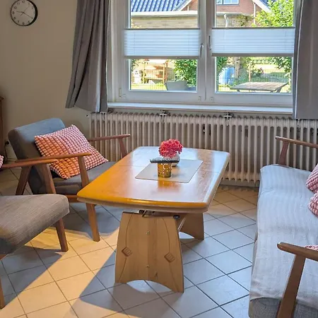 Alfred Neils Apartmán *