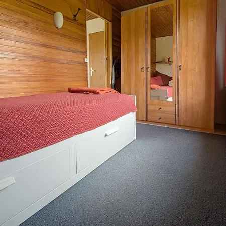 Alfred Neils Apartmán